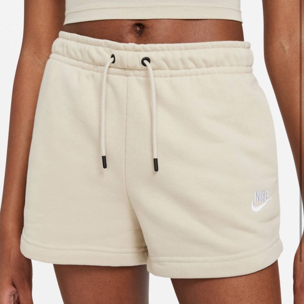 Nike Essential Stone/Natural Cotton Shorts S NWT